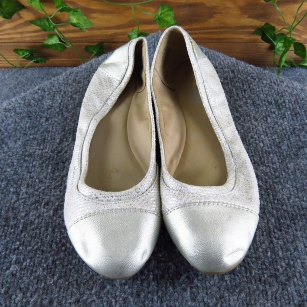 Easy Spirit Women's Gessica Ballet Silver Textile Sz 6.5 Medium Gently Used 2025 - Picture 2 of 6